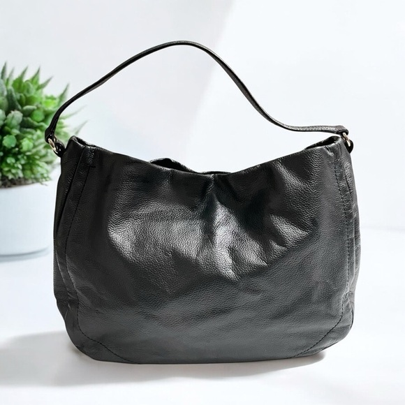 Banana Republic Black Leather Slouchy Shoulder Bag - Picture 1 of 13